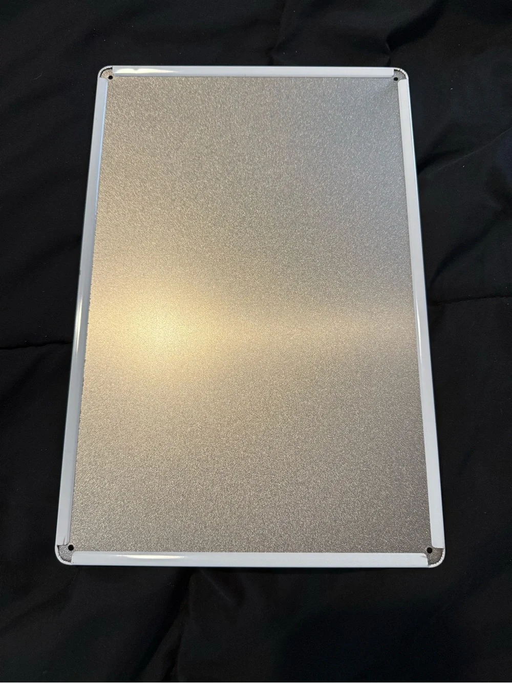 N/A metal sign